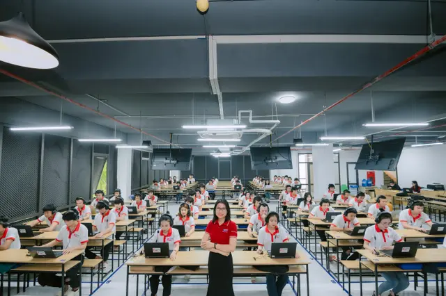 Học viên đang học bài hiệu quả